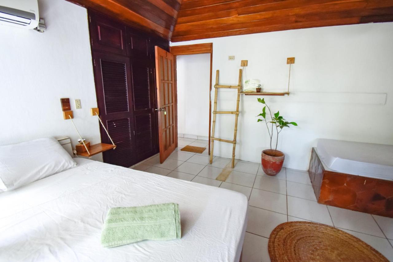 Amaru Wellbeing Resort チナンデガ エクステリア 写真